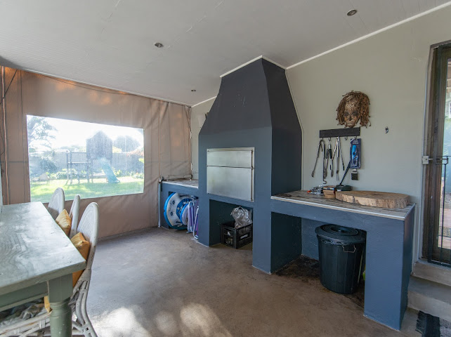 5 Bedroom Property for Sale in Summerstrand Eastern Cape